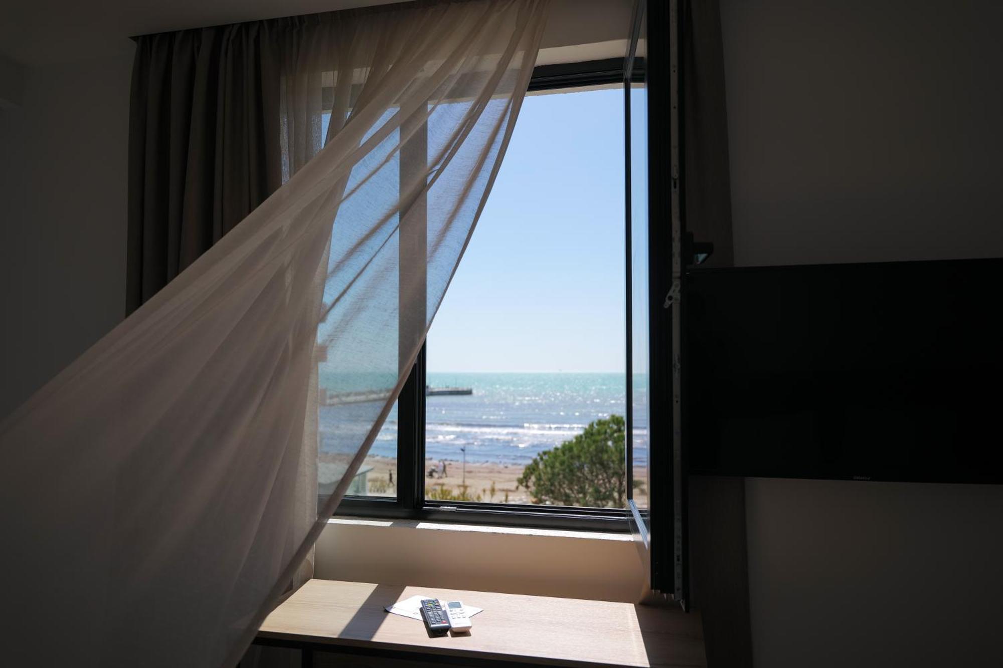 Afa Hotel دراس المظهر الخارجي الصورة